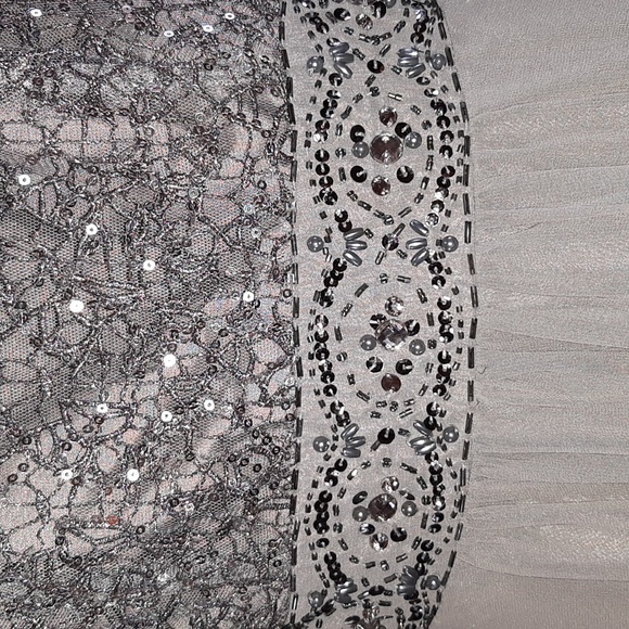 Decode 1.8 full length formal dress size 10 - Picture 3 of 5